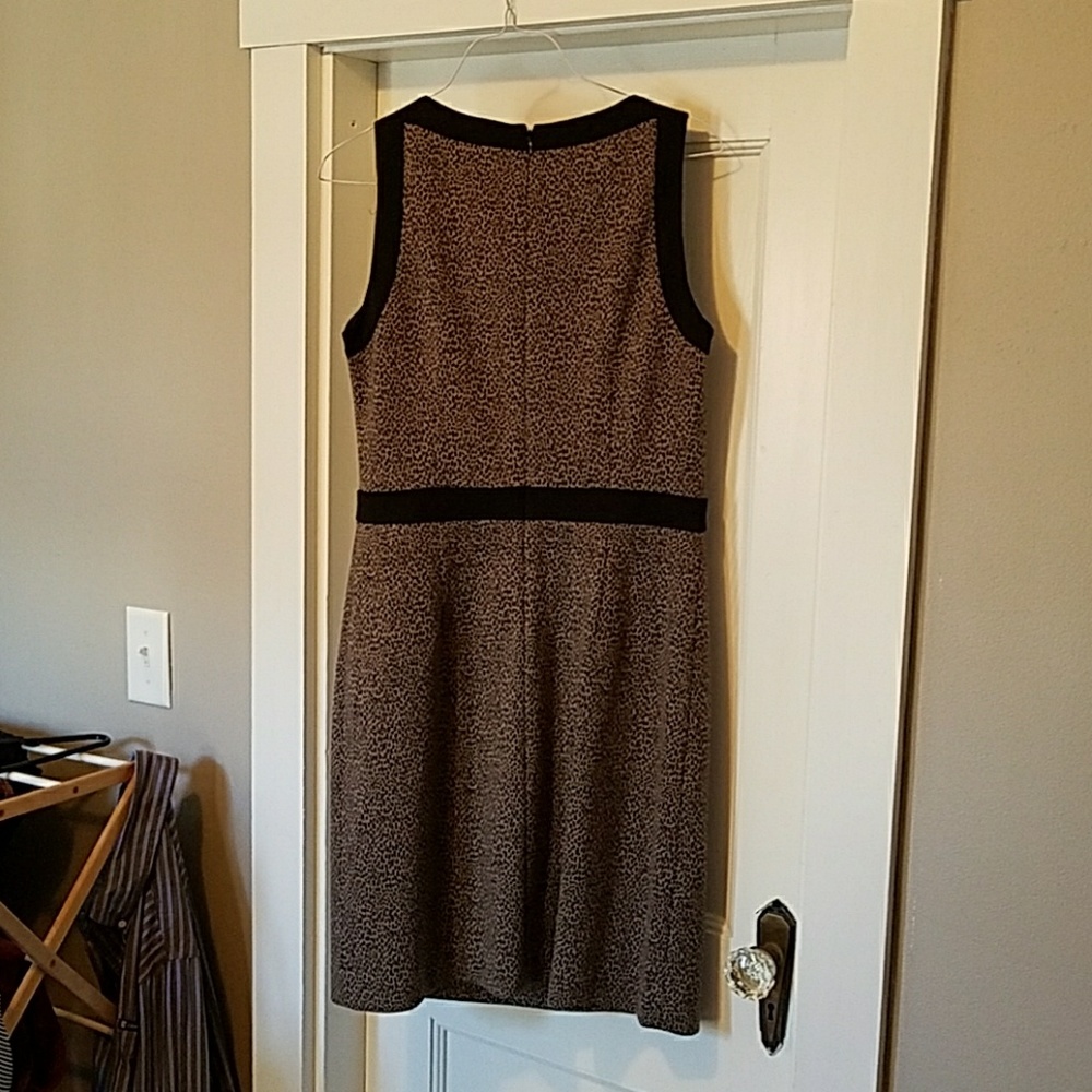Dress - Picture 2 of 5